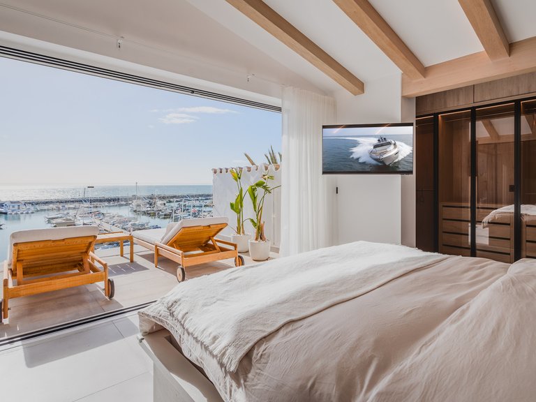 Penthouse for Sale in Marbella, Malaga 59