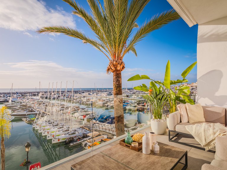 Penthouse for Sale in Marbella, Malaga 37