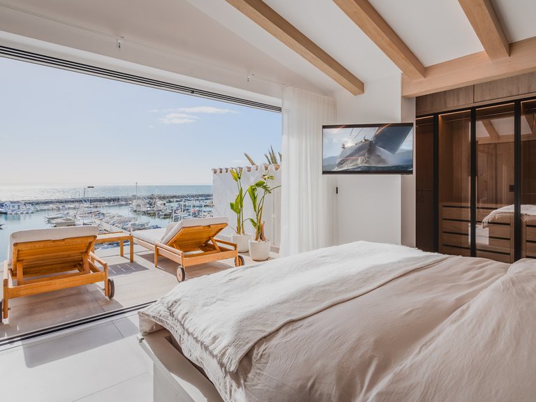 Penthouse for Sale in Marbella, Malaga 60