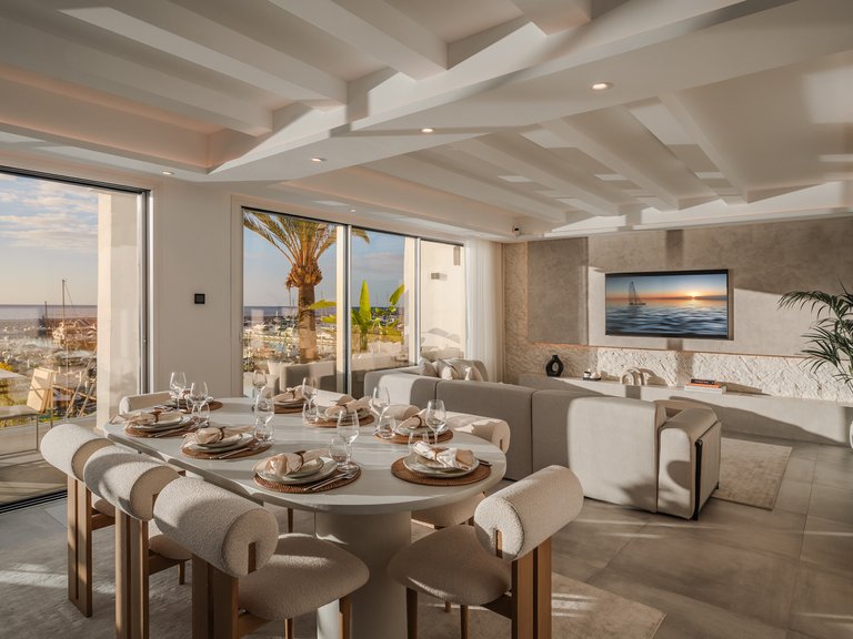 Penthouse for Sale in Marbella, Malaga 24
