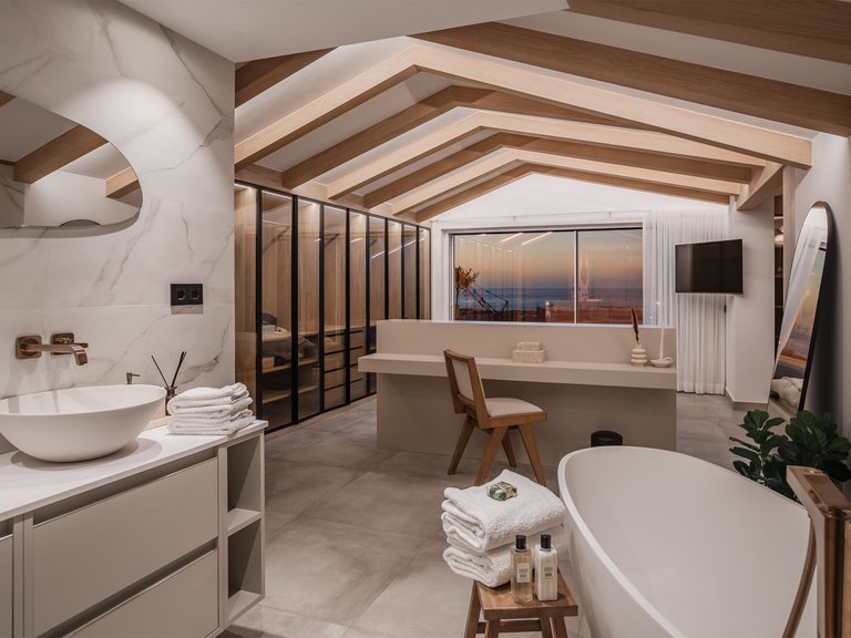 Penthouse for Sale in Marbella, Malaga 10