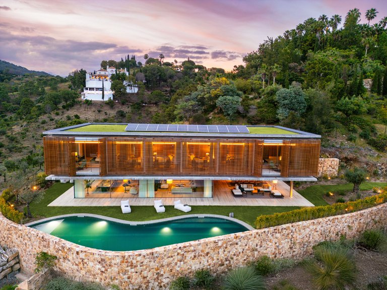Villa for Sale in El Madroñal, Benahavis, Malaga 58