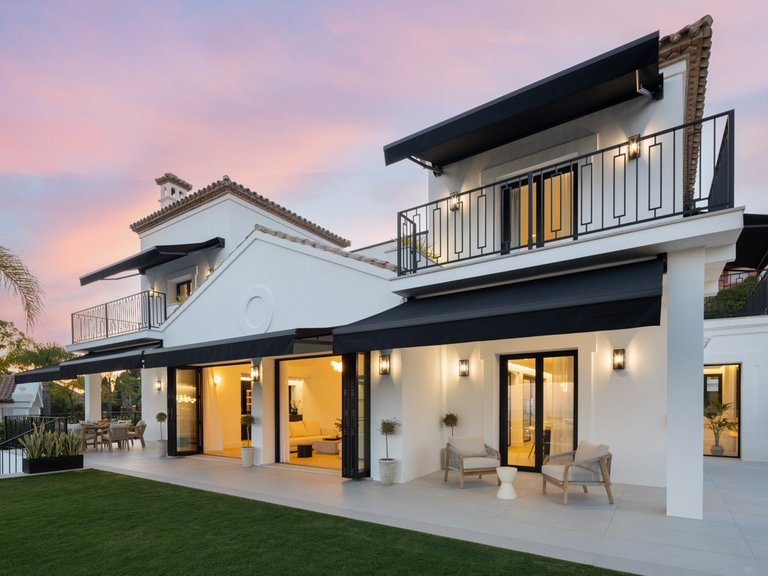 Villa for Sale in Benahavis, Malaga 18