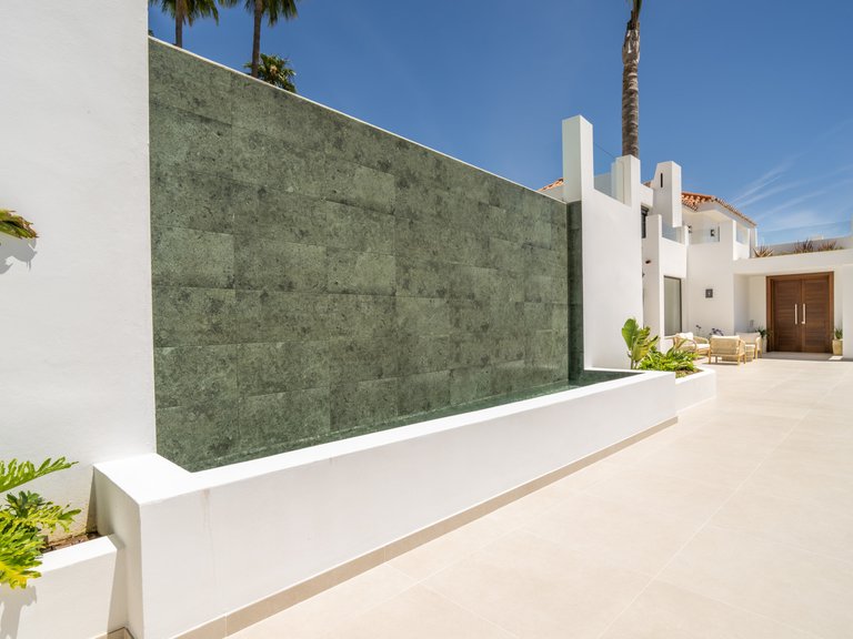 Villa for Sale in Nueva Andalucia, Marbella, Malaga 16
