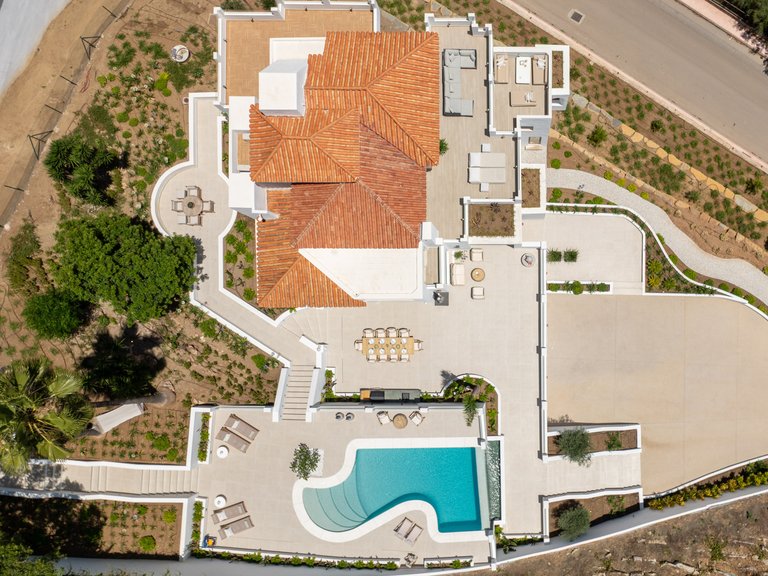 Villa for Sale in Nueva Andalucia, Marbella, Malaga 7