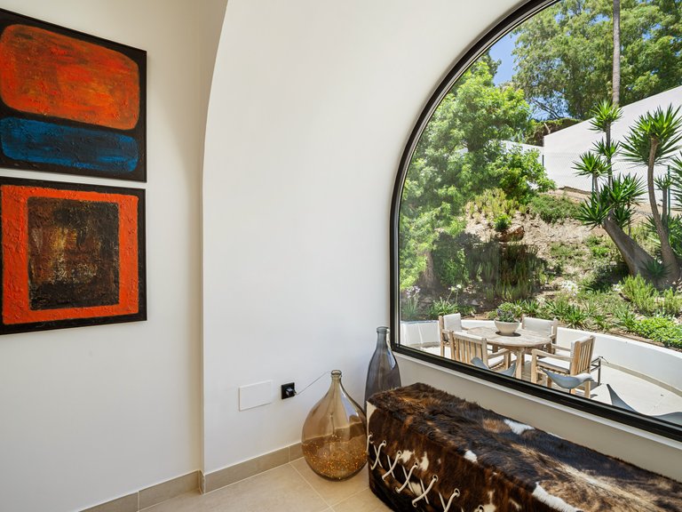 Villa for Sale in Nueva Andalucia, Marbella, Malaga 41