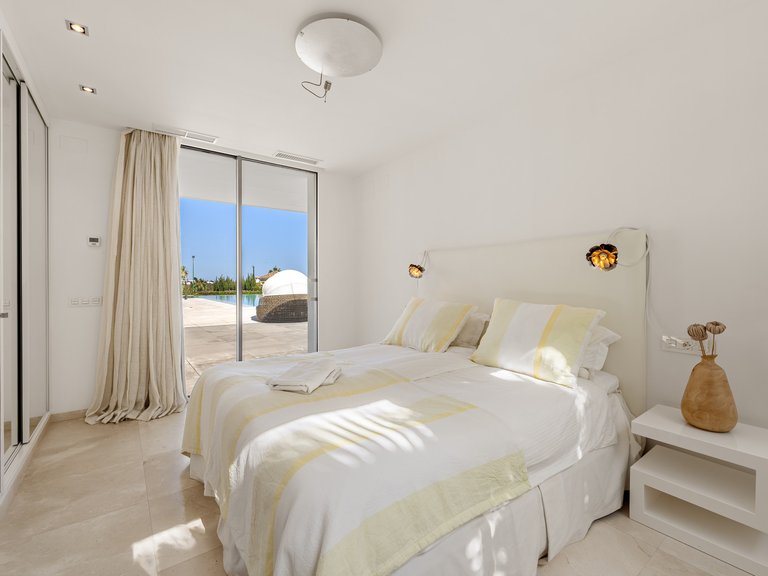 Villa for Sale in Nueva Andalucia, Marbella, Malaga 19