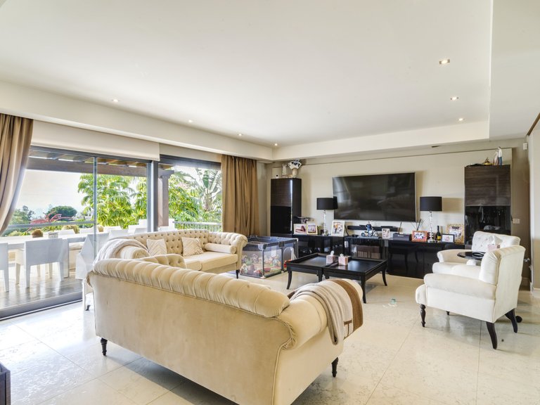 Villa for Sale in Marbella, Malaga 30
