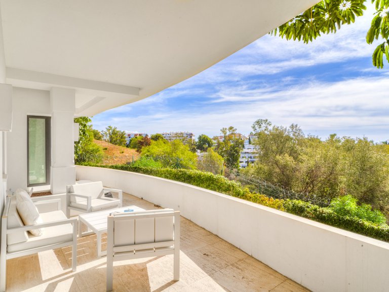 Villa for Sale in Marbella, Malaga 14