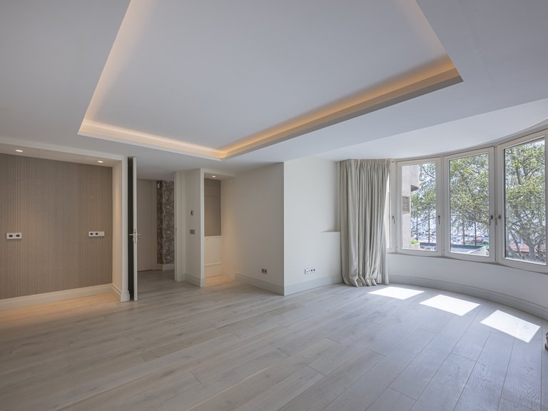 Apartment for Sale in Marbella, Malaga 12