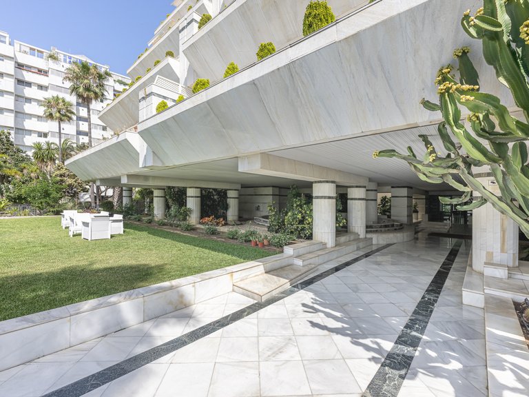Apartment for Sale in Marbella, Malaga 34