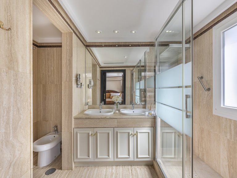 Apartment for Sale in Marbella, Malaga 29