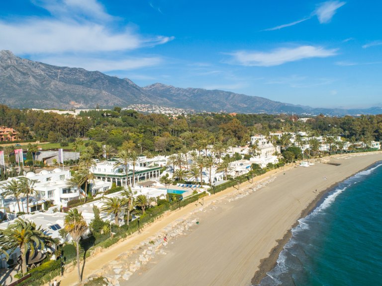 Penthouse for Sale in Marbella Golden Mile, Marbella, Malaga 30