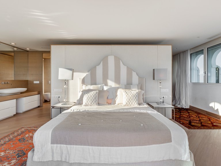 Penthouse for Sale in Marbella Golden Mile, Marbella, Malaga 20