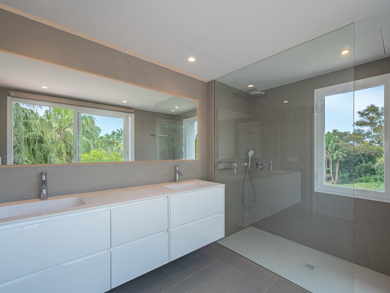 Town House for Sale in Marbella Golden Mile, Marbella, Malaga 6