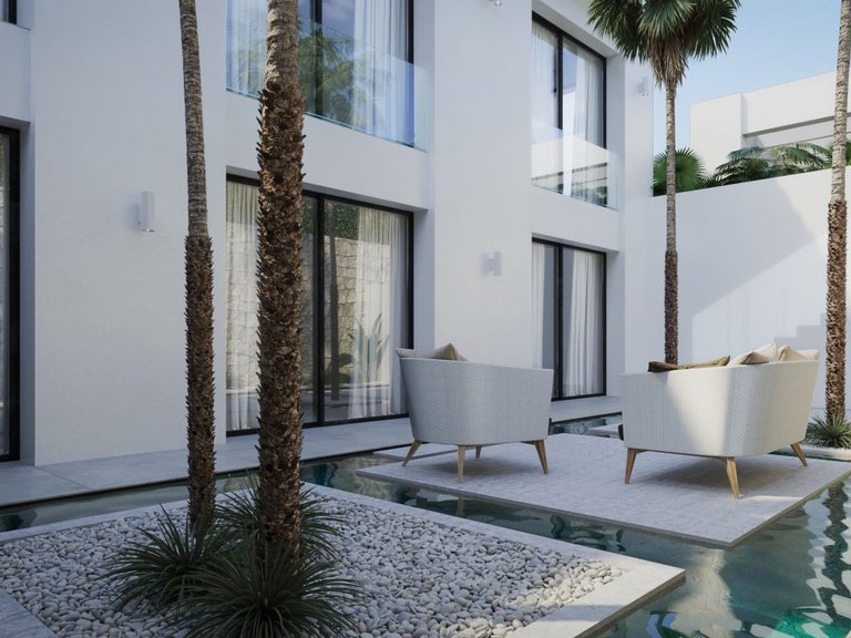 Villa for Sale in Nueva Andalucia, Marbella, Malaga 17
