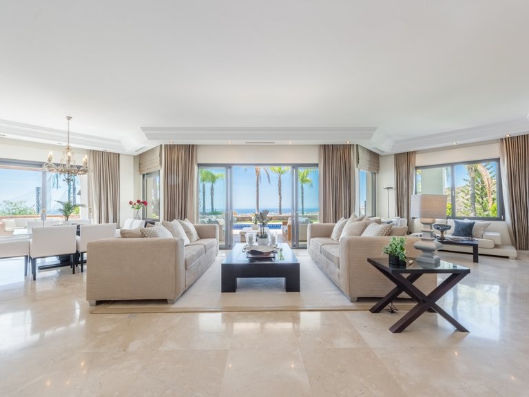 Villa for Sale in Los Arqueros, Benahavis, Malaga 42