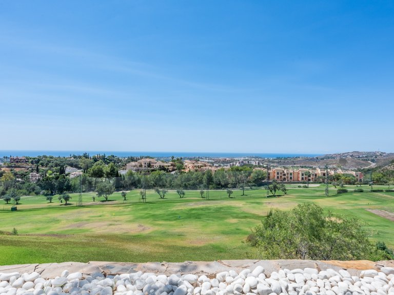 Villa for Sale in Los Arqueros, Benahavis, Malaga 19