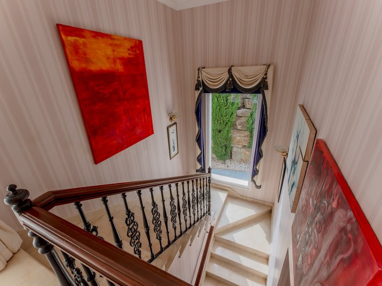 Villa for Sale in Benahavis, Malaga 31
