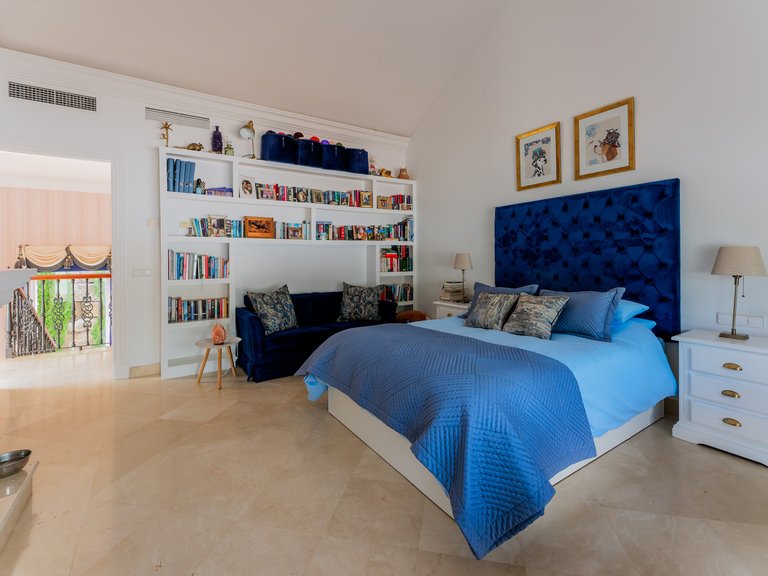 Villa for Sale in Benahavis, Malaga 34