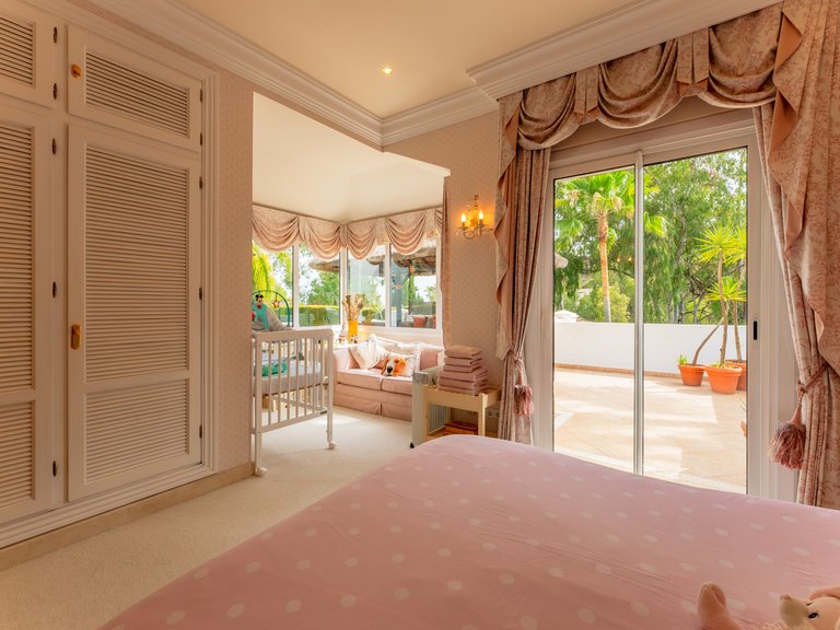 Villa for Sale in Benahavis, Malaga 22