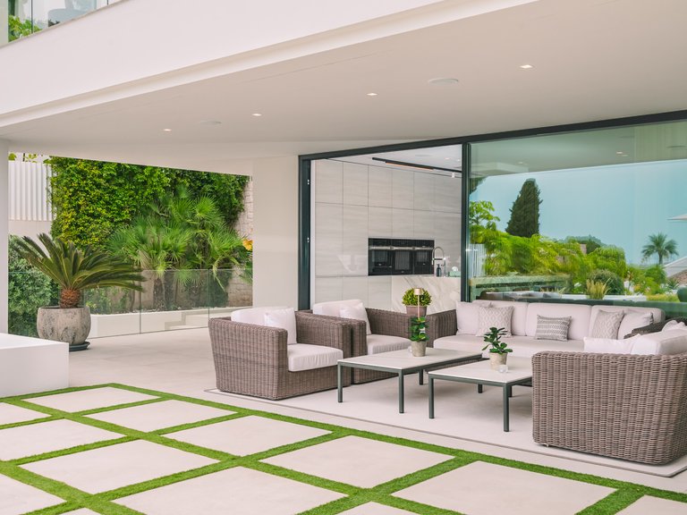 Villa for Sale in Nueva Andalucia, Marbella, Malaga 7
