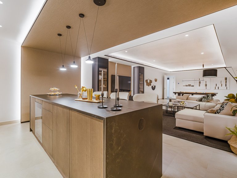 Villa for Sale in Marbella Golden Mile, Marbella, Malaga 8