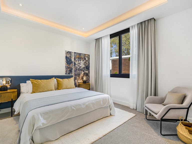 Villa for Sale in Marbella Golden Mile, Marbella, Malaga 19