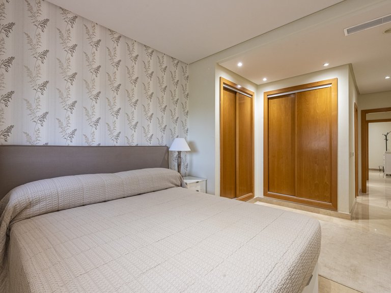 Apartment for Sale in Marbella - Puerto Banus, Marbella, Malaga 6