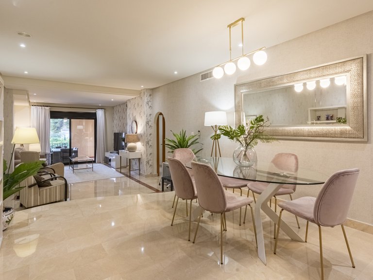Apartment for Sale in Marbella - Puerto Banus, Marbella, Malaga 5