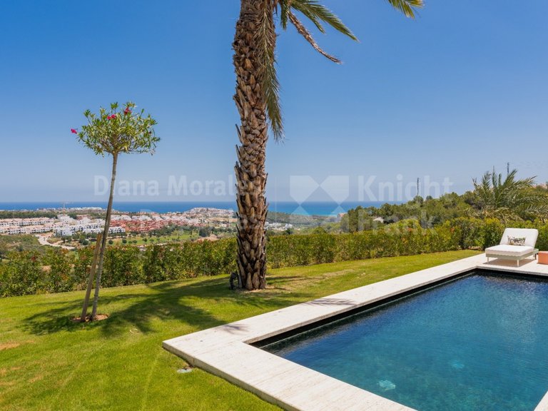 Apartment for Sale in Benahavis, Malaga 18