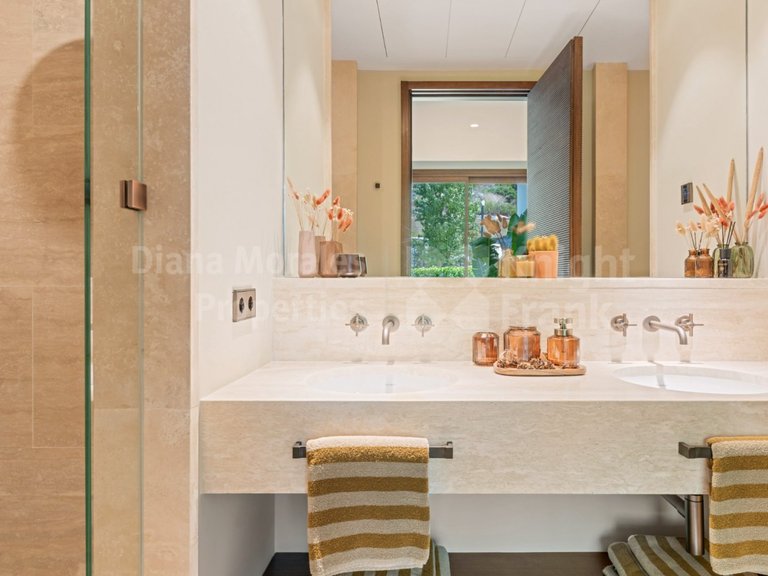 Apartment for Sale in Benahavis, Malaga 20