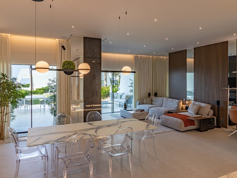 Town House for Sale in Marbella Golden Mile, Marbella, Malaga 2