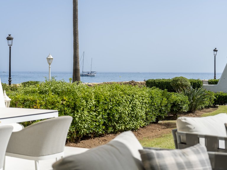 Town House for Sale in Marbella Golden Mile, Marbella, Malaga 14