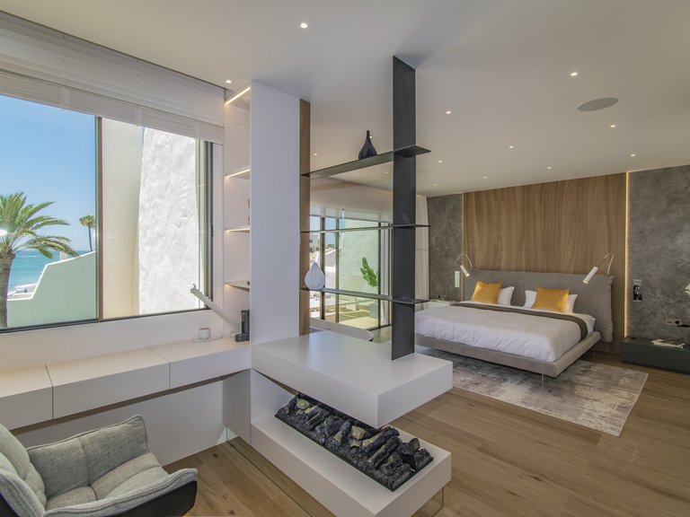 Town House for Sale in Marbella Golden Mile, Marbella, Malaga 23