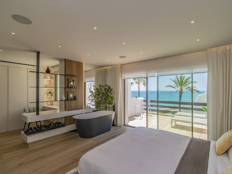 Town House for Sale in Marbella Golden Mile, Marbella, Malaga 24
