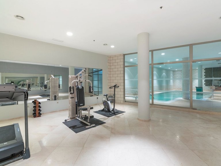 Town House for Sale in Marbella Golden Mile, Marbella, Malaga 21