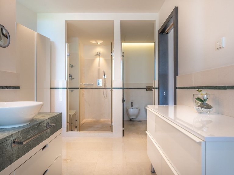 Town House for Sale in Marbella Golden Mile, Marbella, Malaga 24