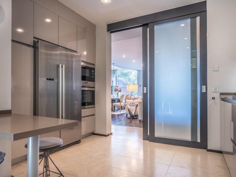 Town House for Sale in Marbella Golden Mile, Marbella, Malaga 23