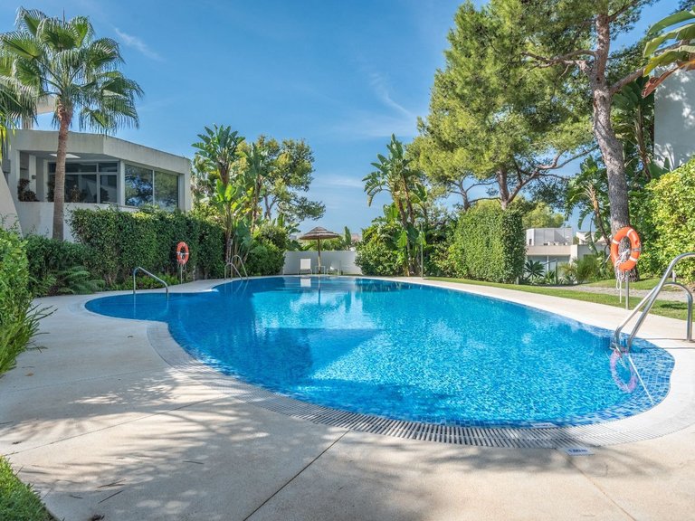 Town House for Sale in Marbella Golden Mile, Marbella, Malaga 4