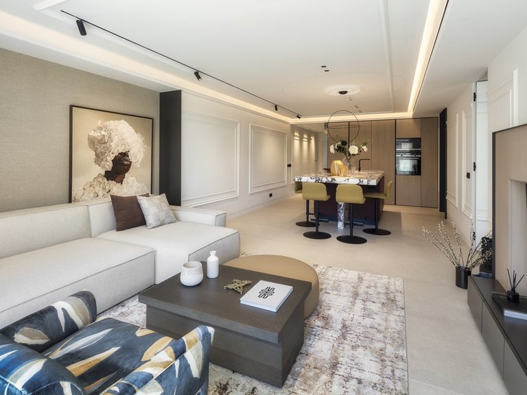 Apartment for Sale in Marbella Golden Mile, Marbella, Malaga 13