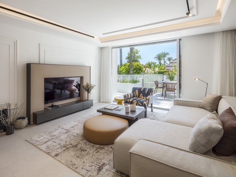 Apartment for Sale in Marbella Golden Mile, Marbella, Malaga 15