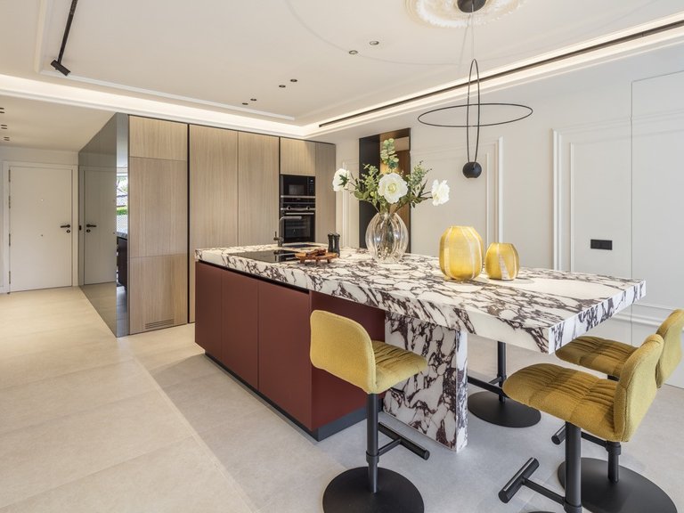 Apartment for Sale in Marbella Golden Mile, Marbella, Malaga 17