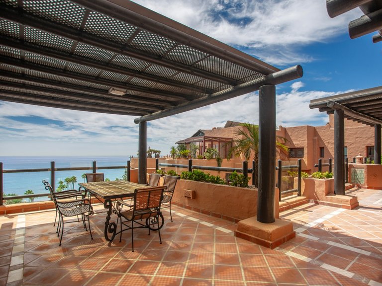 Penthouse for Sale in Estepona East, Estepona, Malaga 15