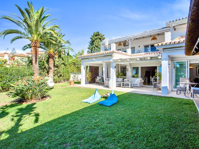 Villa for Sale in Marbella, Malaga 1