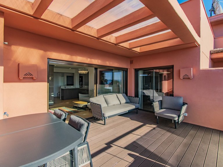 Penthouse for Sale in Estepona East, Estepona, Malaga 8