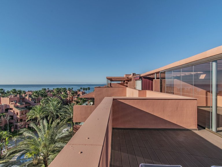 Penthouse for Sale in Estepona East, Estepona, Malaga 13