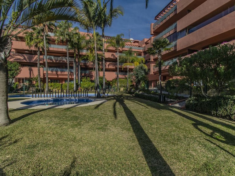 Penthouse for Sale in Estepona East, Estepona, Malaga 26