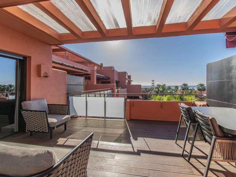 Penthouse for Sale in Estepona East, Estepona, Malaga 5