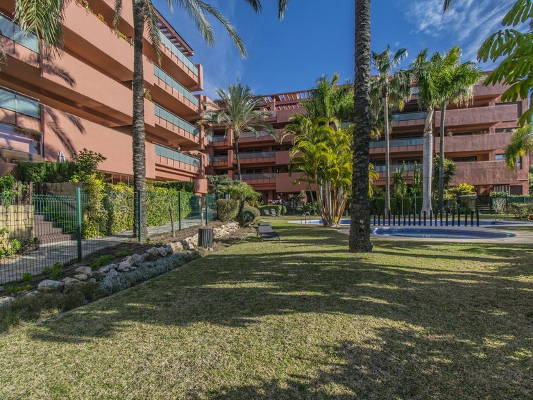 Penthouse for Sale in Estepona East, Estepona, Malaga 36